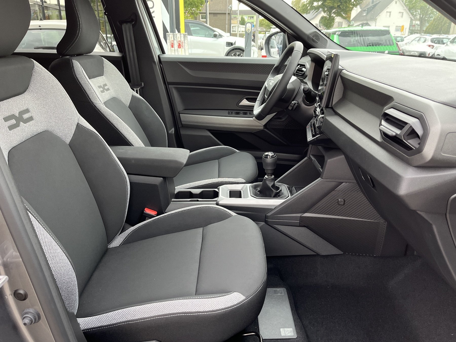 DACIA Bigster Journey TCe 140 AHK+GJR DACIA Bigster Journey TCe 140 AHK+GJR