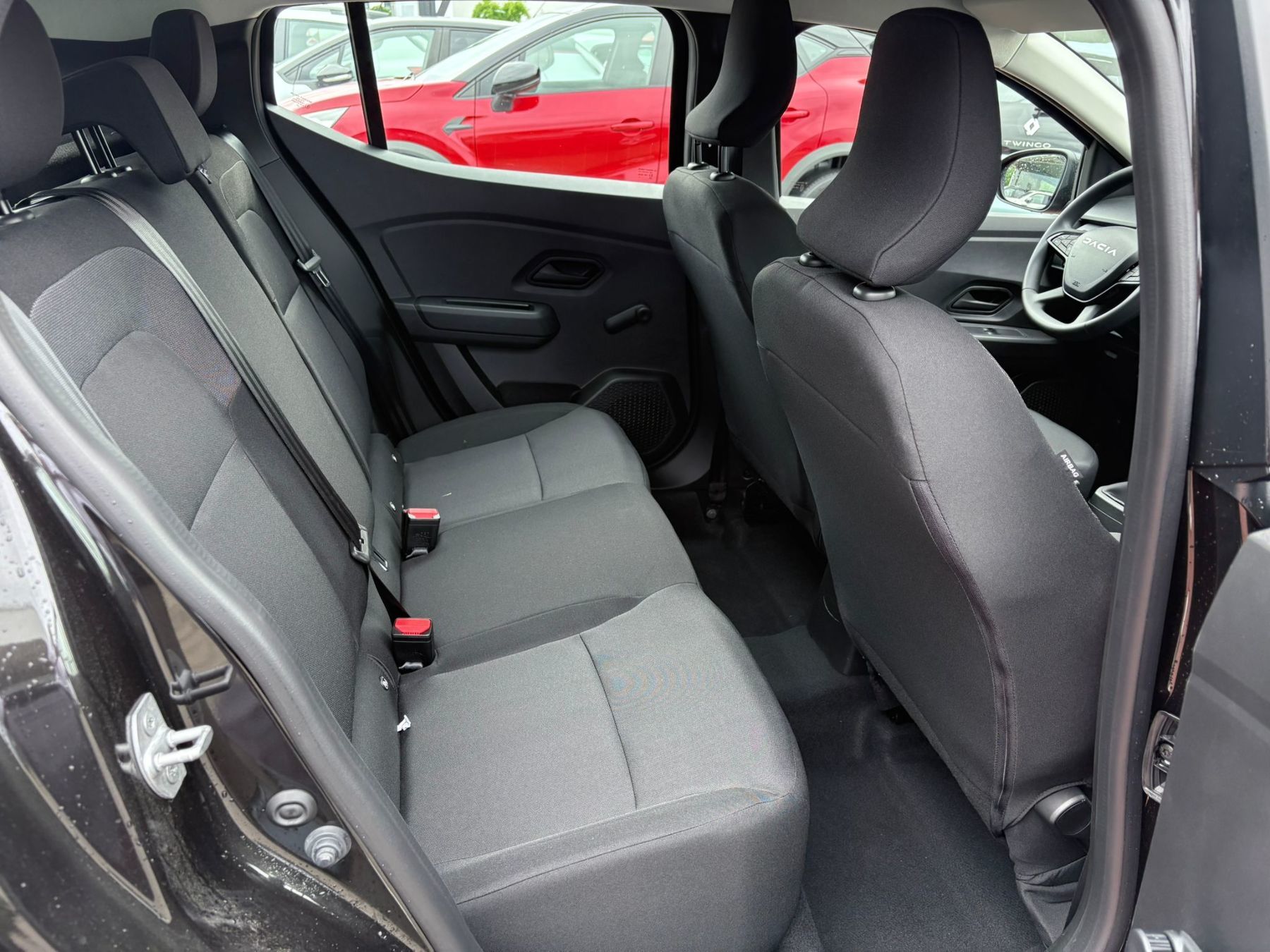 DACIA Sandero Essential TCe 90 DACIA Sandero Essential TCe 90