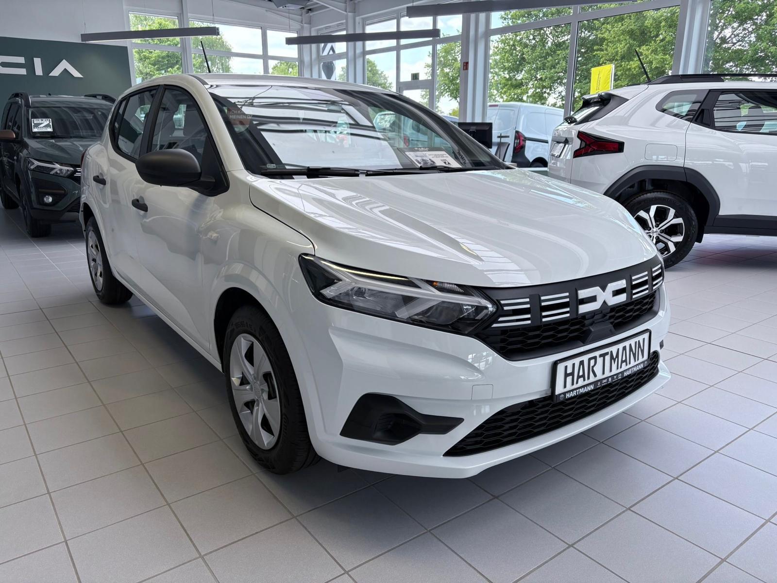 DACIA Sandero Essential TCe 90 DACIA Sandero Essential TCe 90