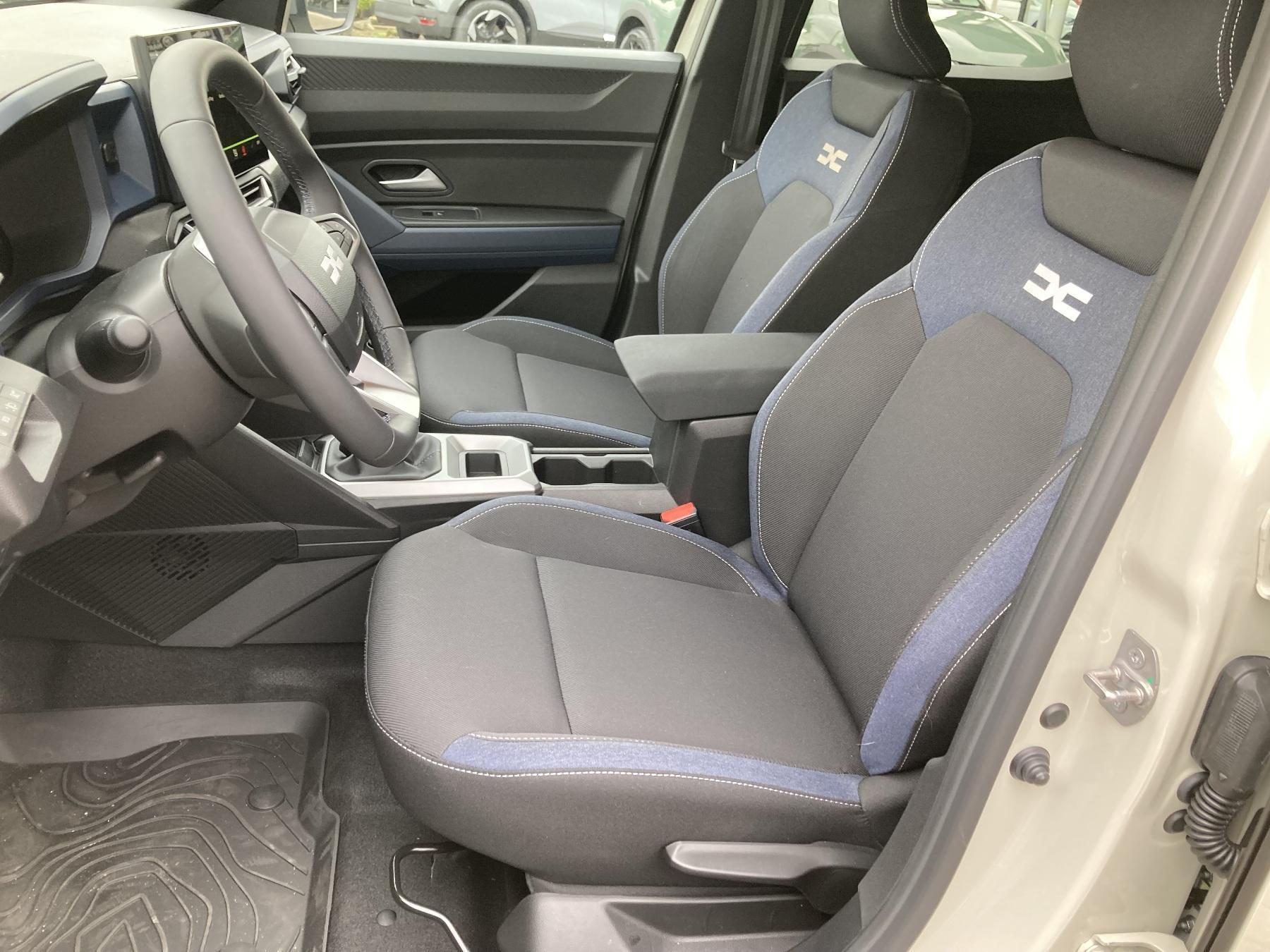 DACIA Duster Essential Eco-G 100 DACIA Duster Essential Eco-G 100