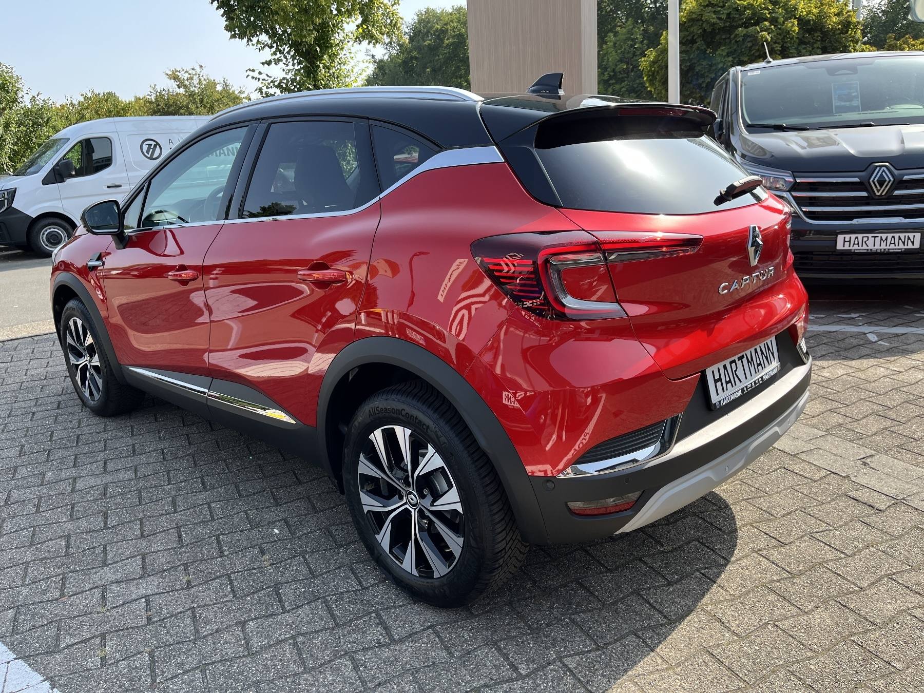 RENAULT Captur TECHNO TCe 140 EDC RENAULT Captur TECHNO TCe 140 EDC