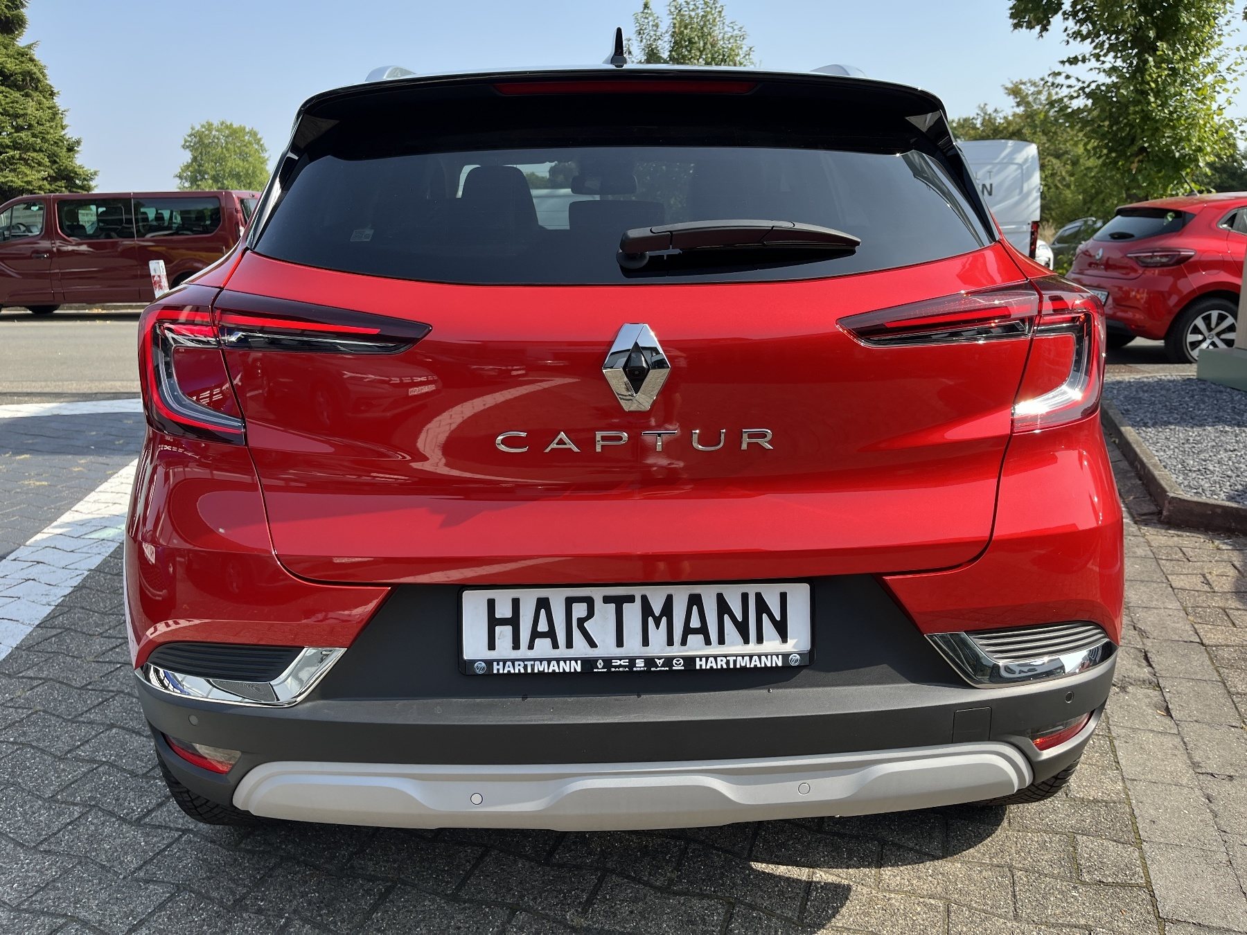 RENAULT Captur TECHNO TCe 140 EDC RENAULT Captur TECHNO TCe 140 EDC