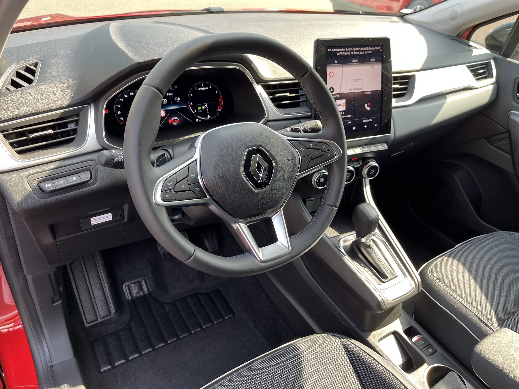 RENAULT Captur TECHNO TCe 140 EDC RENAULT Captur TECHNO TCe 140 EDC