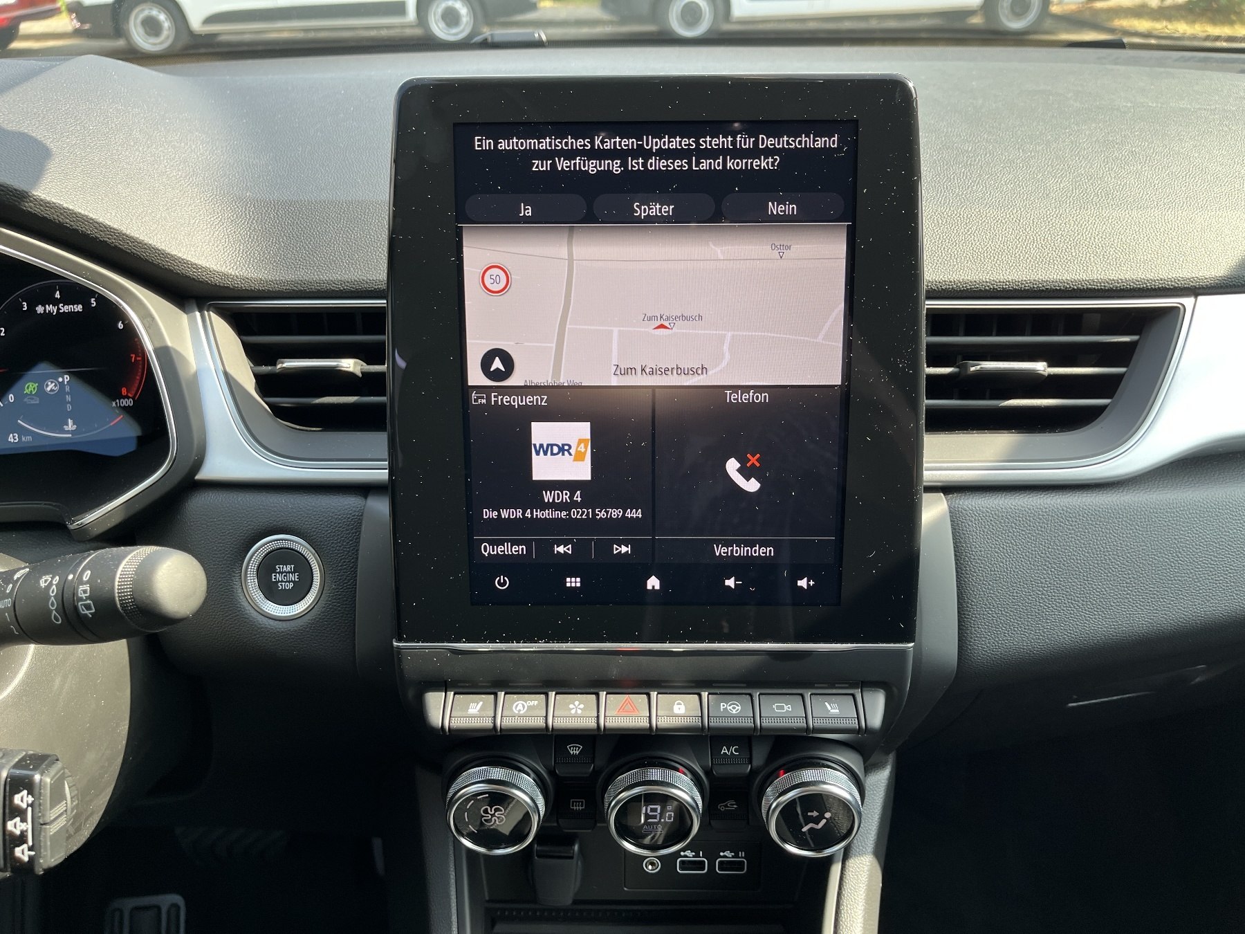 RENAULT Captur TECHNO TCe 140 EDC RENAULT Captur TECHNO TCe 140 EDC