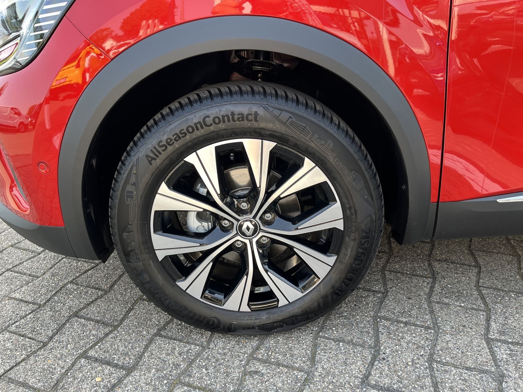 RENAULT Captur TECHNO TCe 140 EDC RENAULT Captur TECHNO TCe 140 EDC