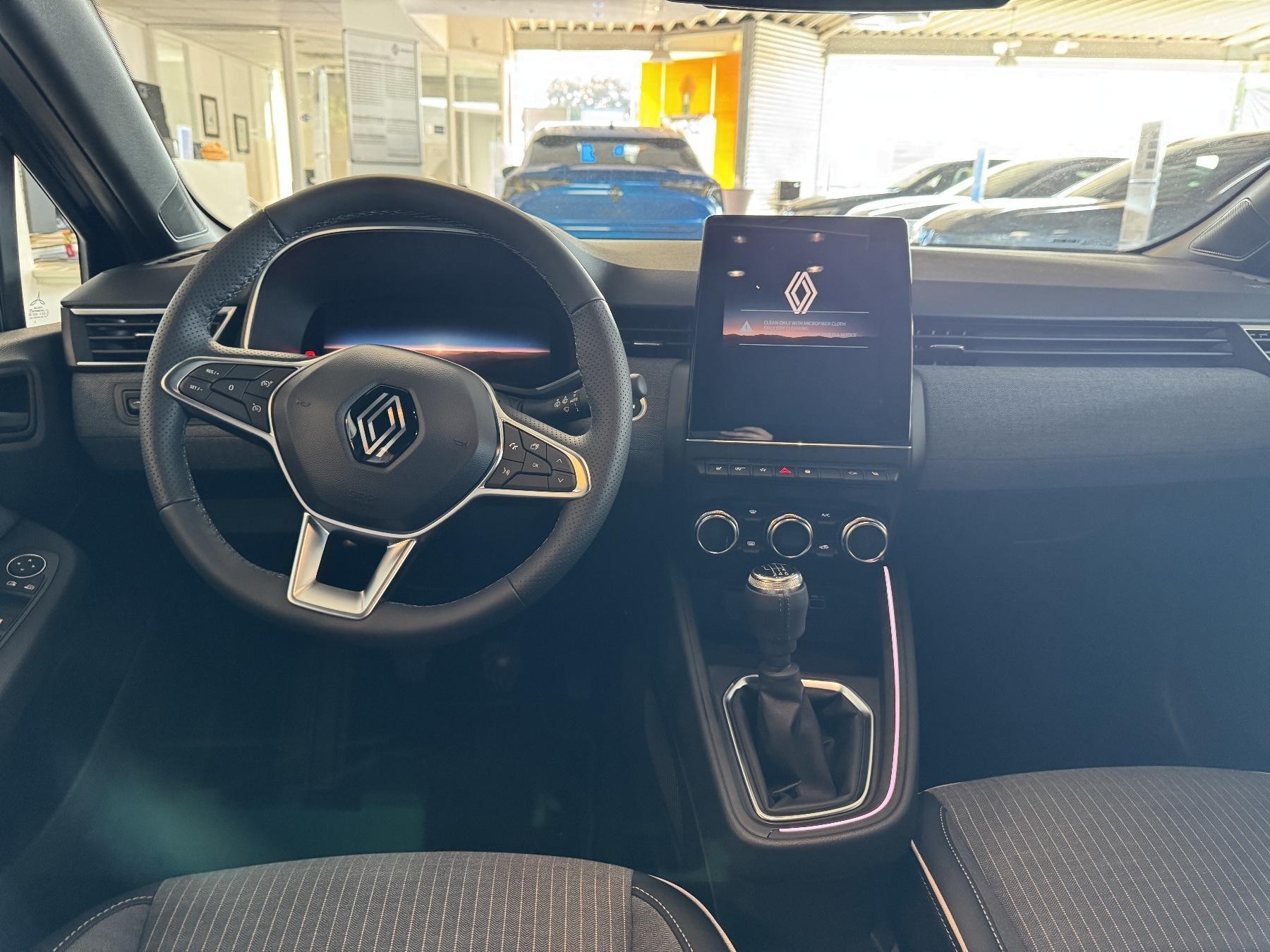 RENAULT Clio Techno TCe 90 RENAULT Clio Techno TCe 90