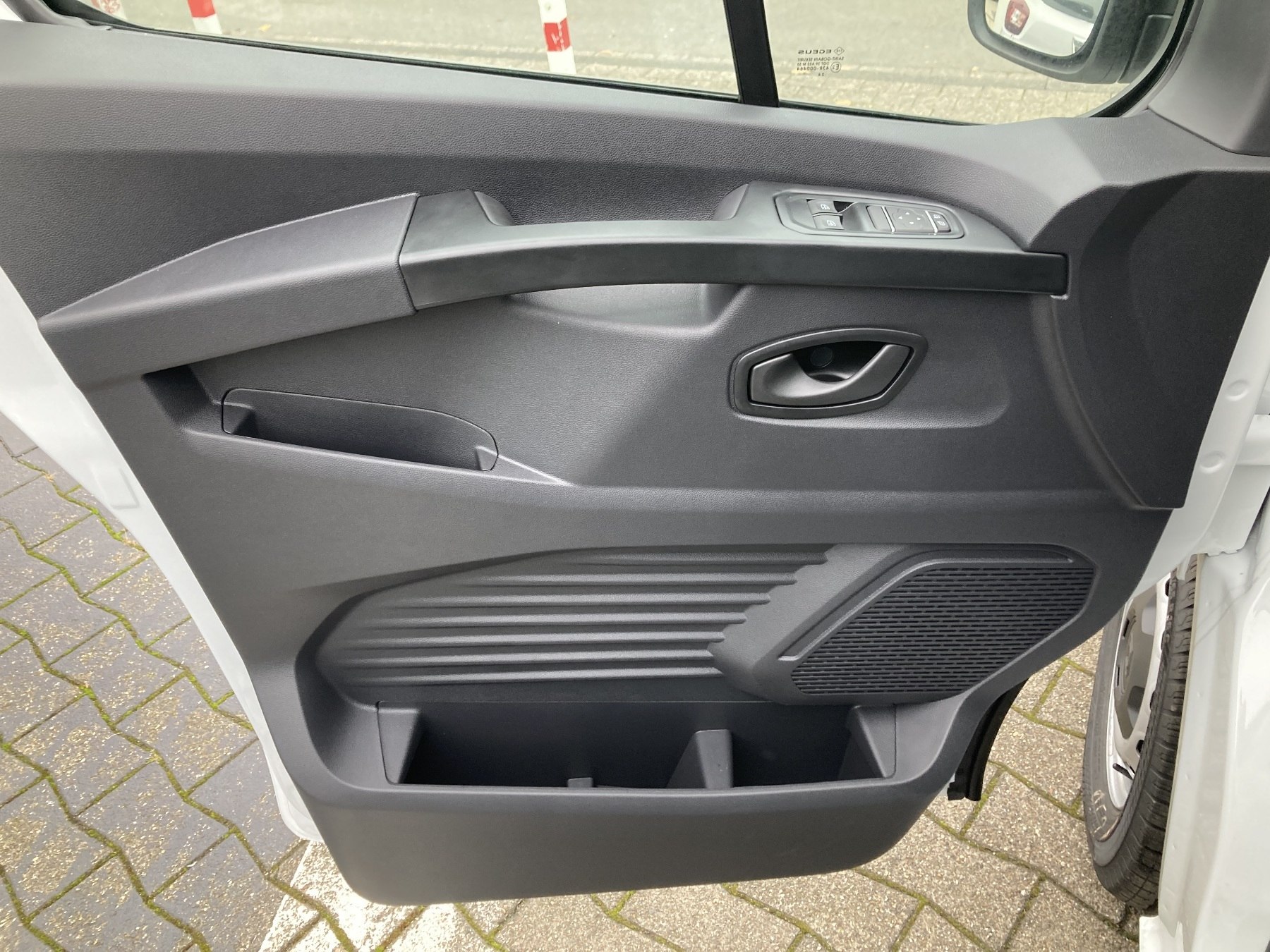 RENAULT Trafic Lkw Komfort L1H1 2,8t Blue dCi 150 EDC RENAULT Trafic Lkw Komfort L1H1 2,8t Blue dCi 150 EDC