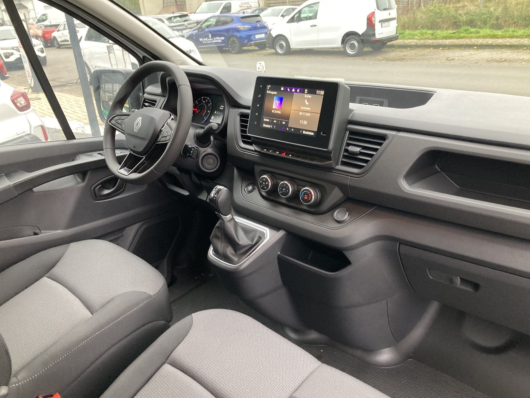 RENAULT Trafic Lkw Komfort L1H1 2,8t Blue dCi 150 EDC RENAULT Trafic Lkw Komfort L1H1 2,8t Blue dCi 150 EDC