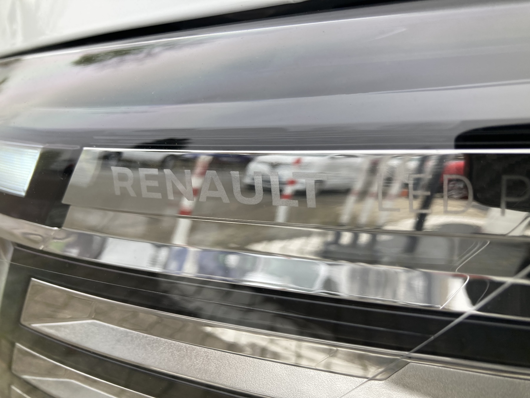 RENAULT Trafic Lkw Komfort L1H1 2,8t Blue dCi 150 EDC RENAULT Trafic Lkw Komfort L1H1 2,8t Blue dCi 150 EDC