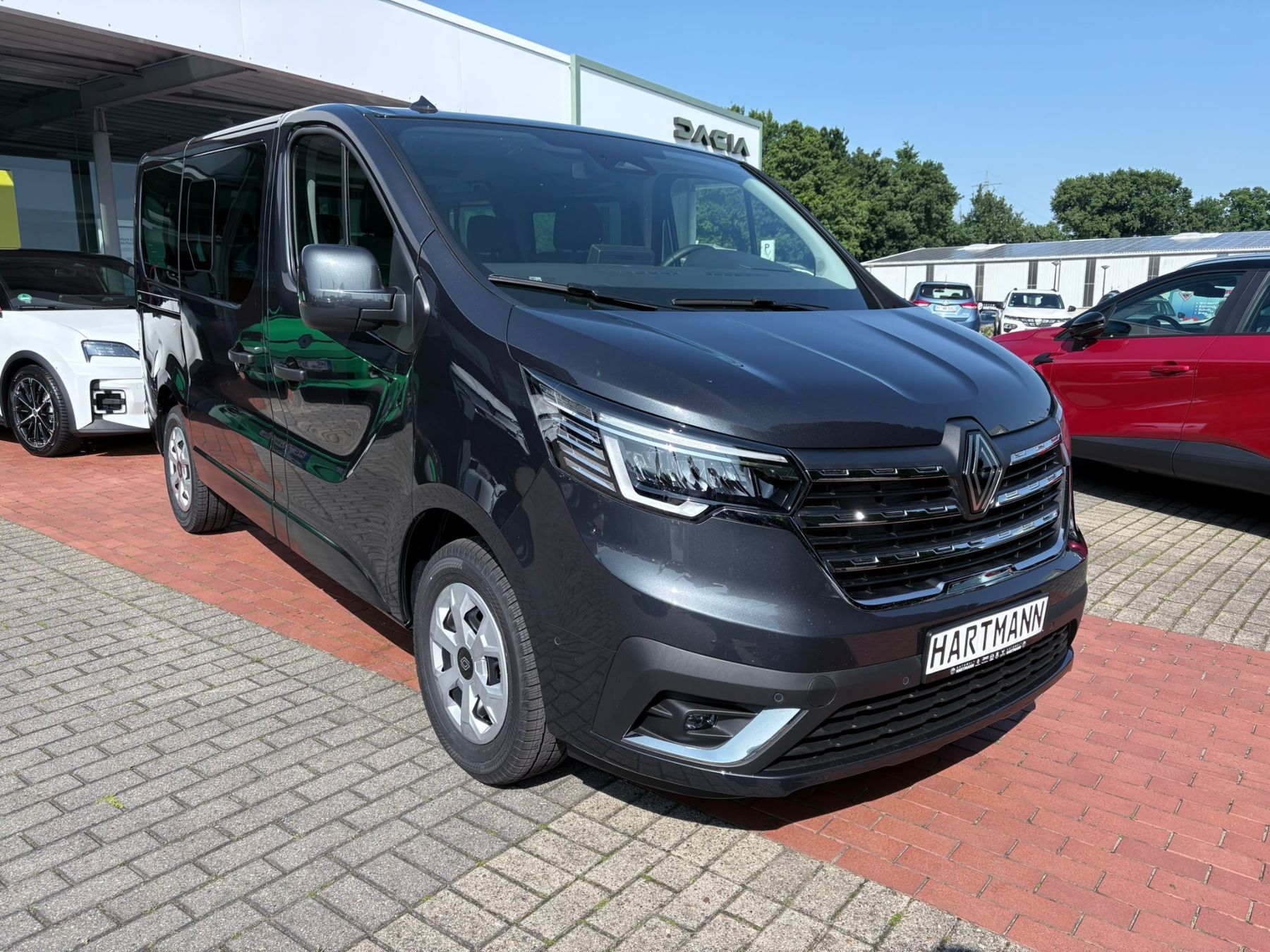 RENAULT Trafic Pkw Evolution Blue dCi 150 RENAULT Trafic Pkw Evolution Blue dCi 150