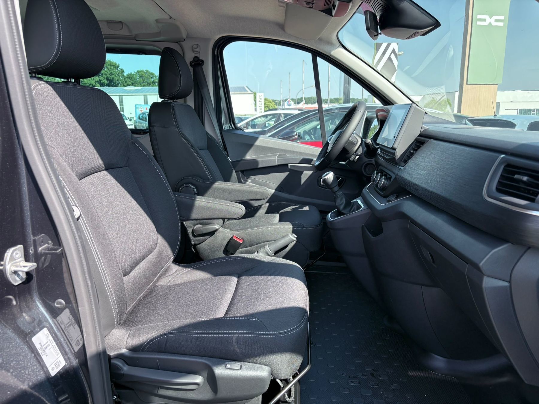 RENAULT Trafic Pkw Evolution Blue dCi 150 RENAULT Trafic Pkw Evolution Blue dCi 150