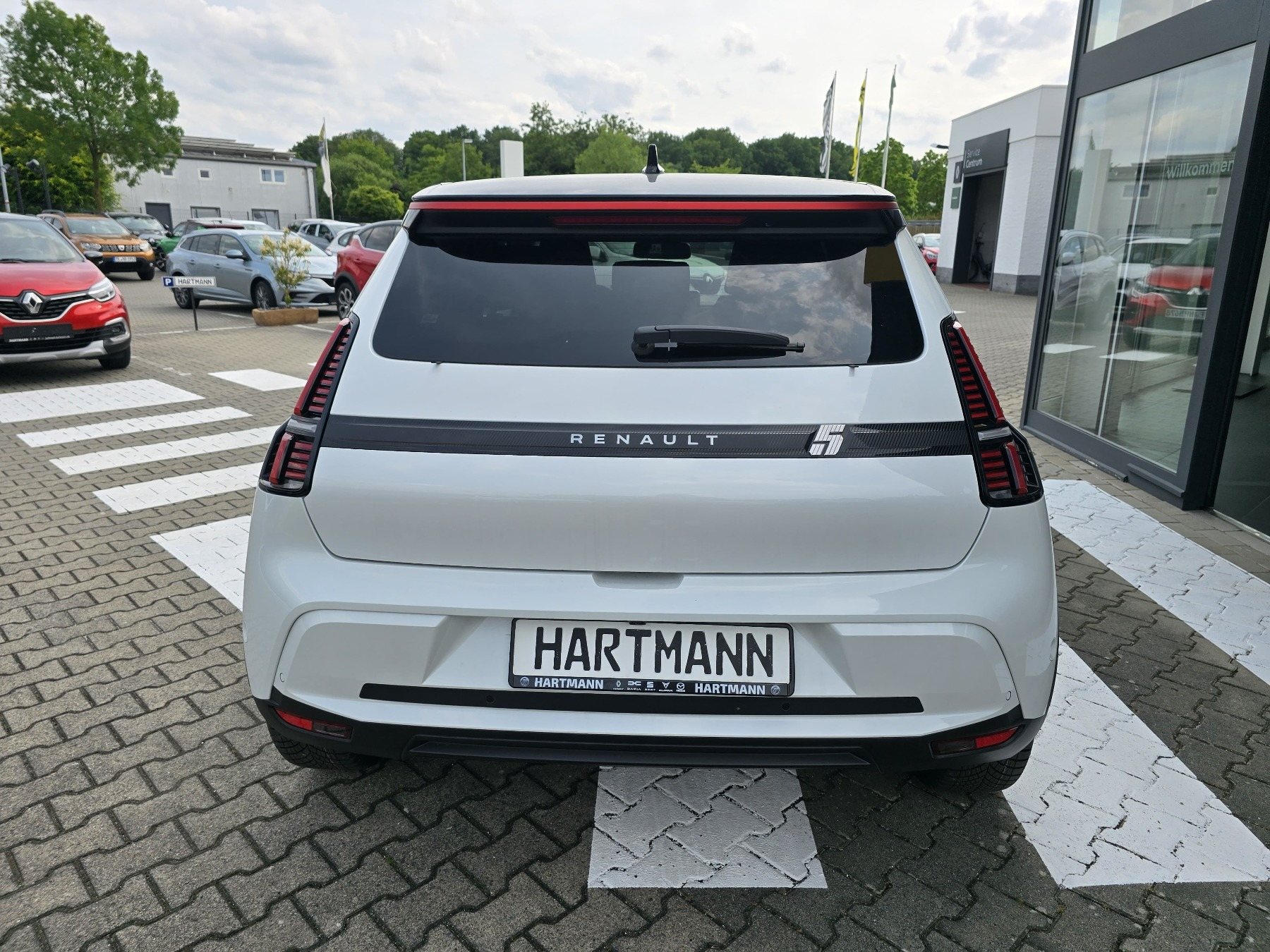 RENAULT R 5 E-Tech Techno 120 Urban Rangege RENAULT R 5 E-Tech Techno 120 Urban Rangege