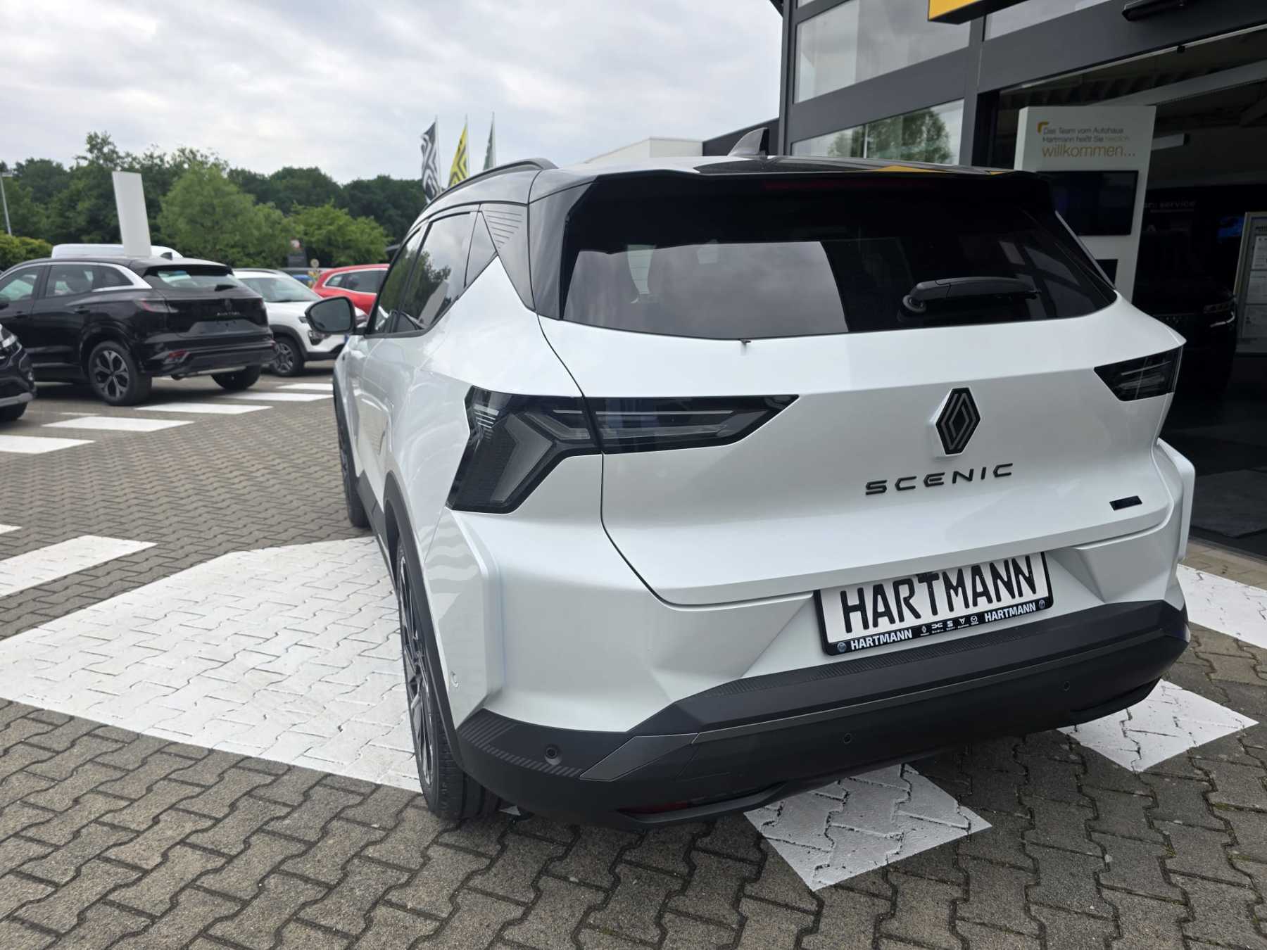 RENAULT Scenic E-TECH Esprit Alpine 220 Long Range RENAULT Scenic E-TECH Esprit Alpine 220 Long Range