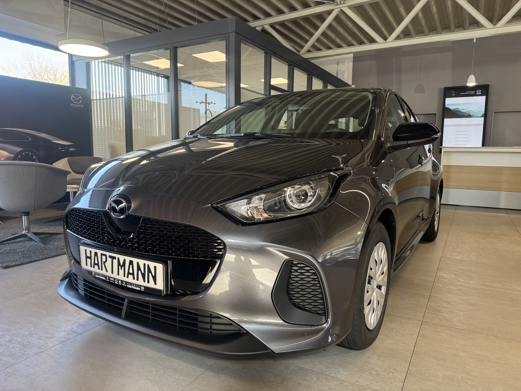 MAZDA 2 Hybrid 1.5L VVT-i 116 PS e-CVT FWD PRIME-LINE