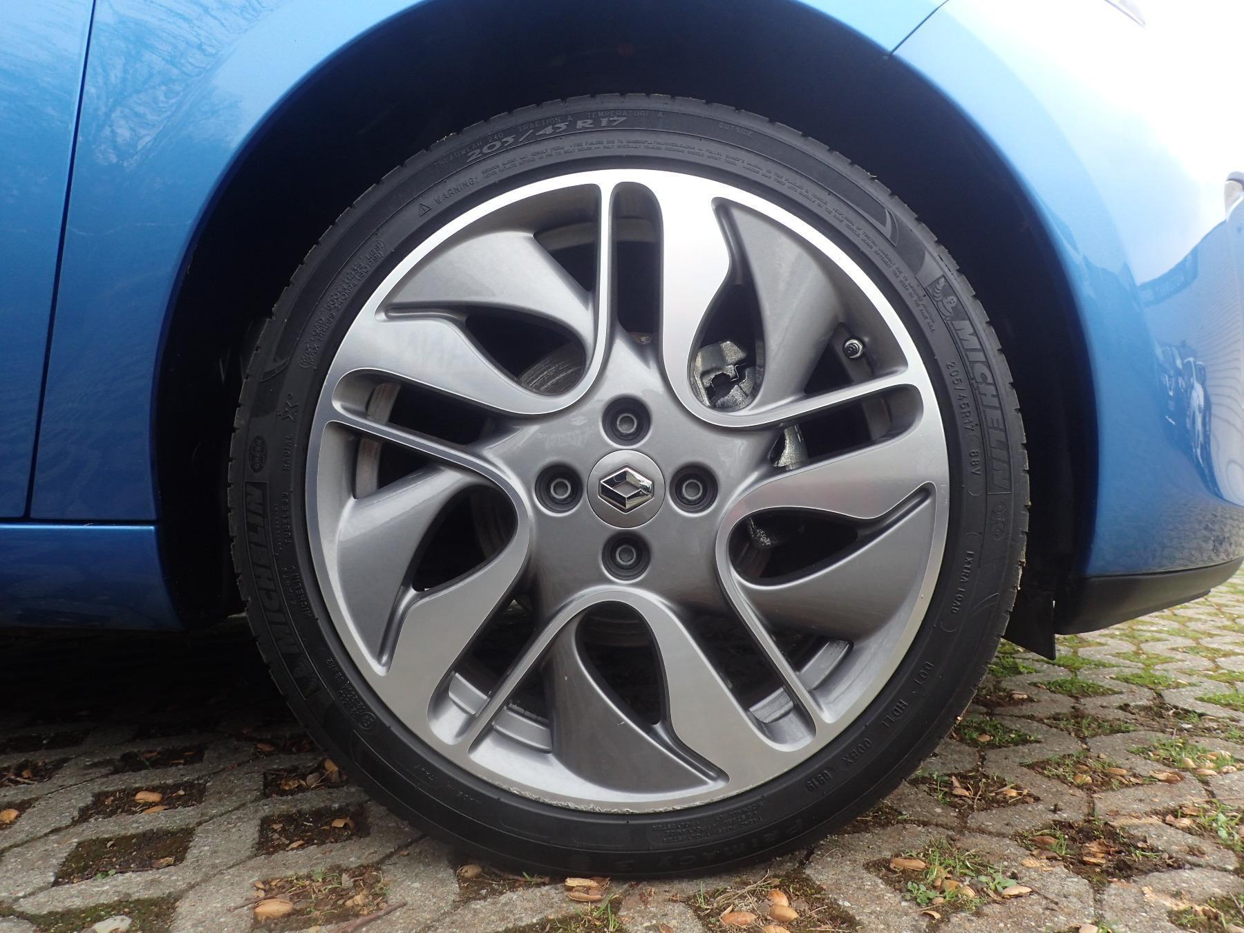 RENAULT ZOE R110 Limited Batteriekauf Comfort Paket RENAULT ZOE R110 Limited Batteriekauf Comfort Paket