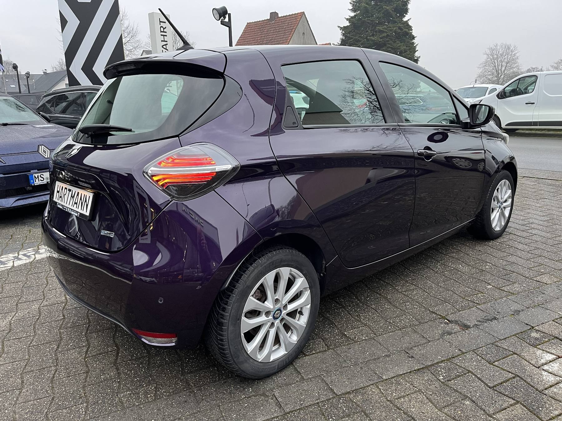 RENAULT ZOE EXPERIENCE Batteriemiete R110 RF-Kamera RENAULT ZOE EXPERIENCE Batteriemiete R110 RF-Kamera