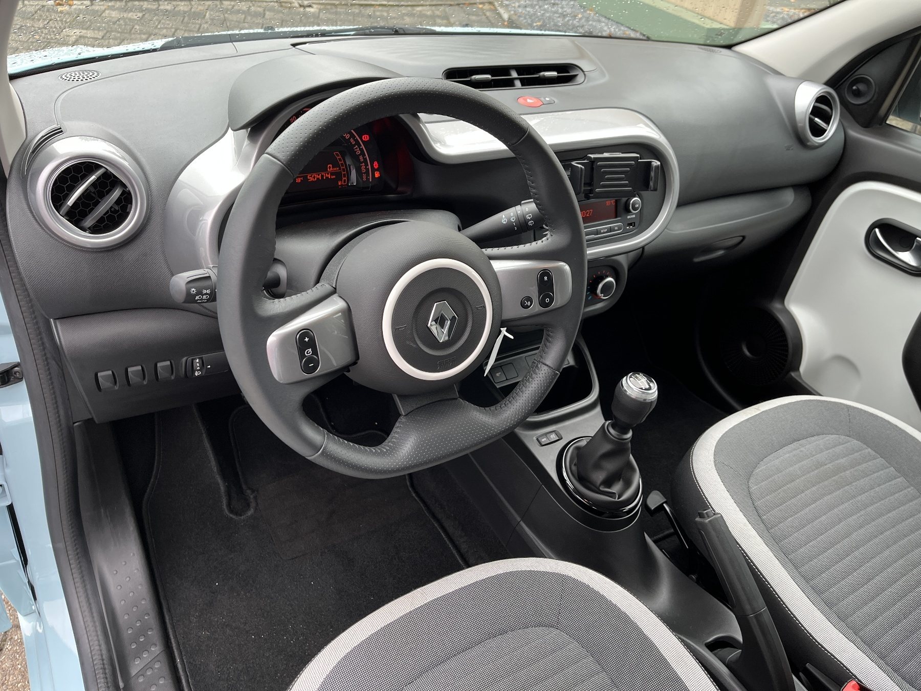 RENAULT Twingo III Limited SCe 65 R&GO + Klimapaket RENAULT Twingo III Limited SCe 65 R&GO + Klimapaket