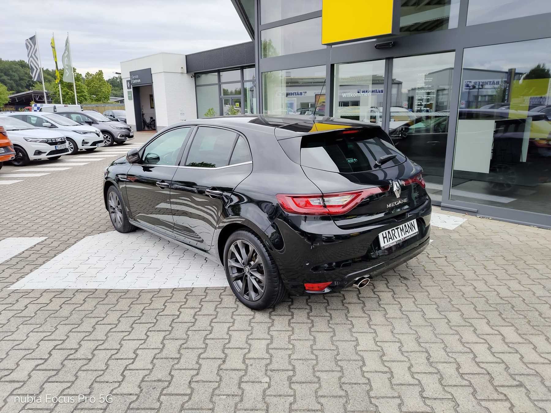 RENAULT Megane IV Symphony ENERGY TCe 130 RENAULT Megane IV Symphony ENERGY TCe 130