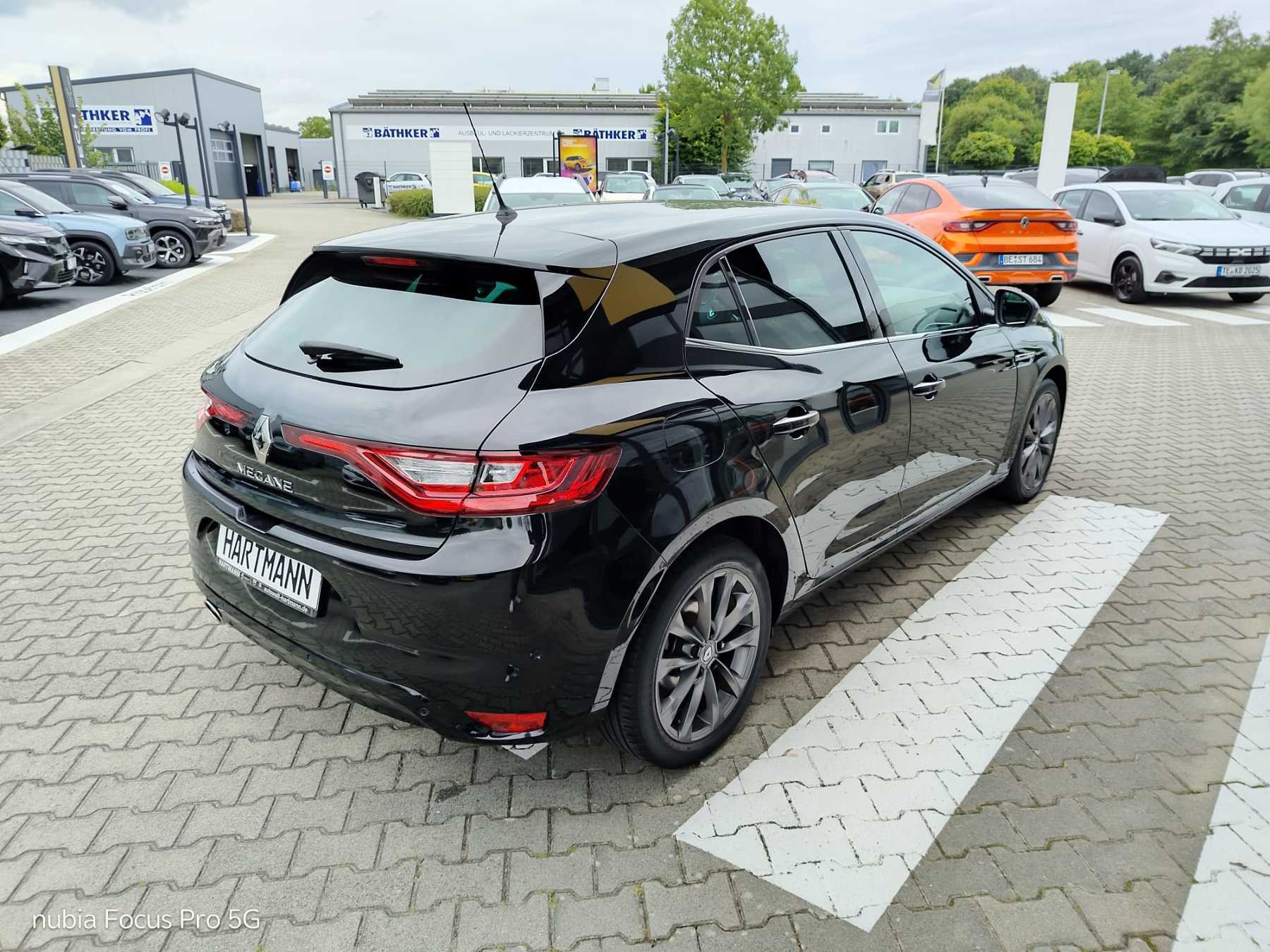 RENAULT Megane IV Symphony ENERGY TCe 130 RENAULT Megane IV Symphony ENERGY TCe 130