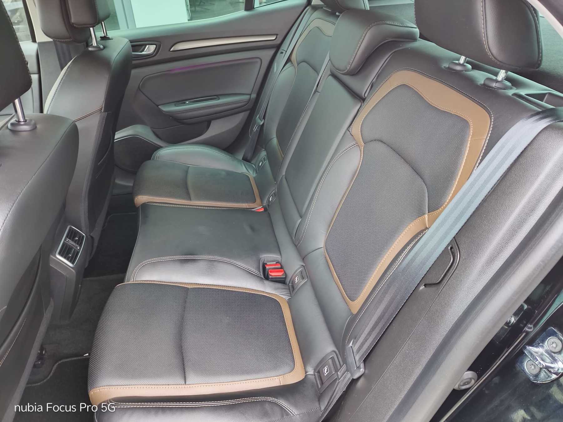 RENAULT Megane IV Symphony ENERGY TCe 130 RENAULT Megane IV Symphony ENERGY TCe 130