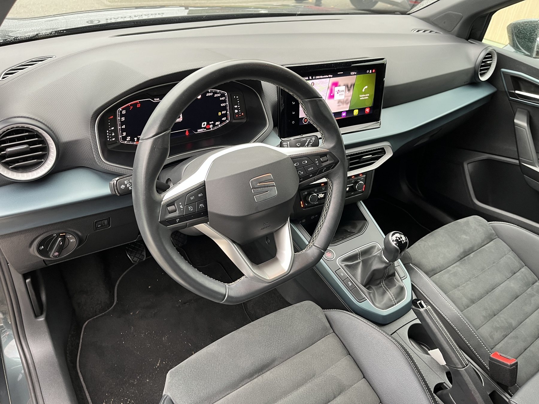 SEAT Arona Xperience 1,0 TSI Klima-Komfort-Paket SEAT Arona Xperience 1,0 TSI Klima-Komfort-Paket