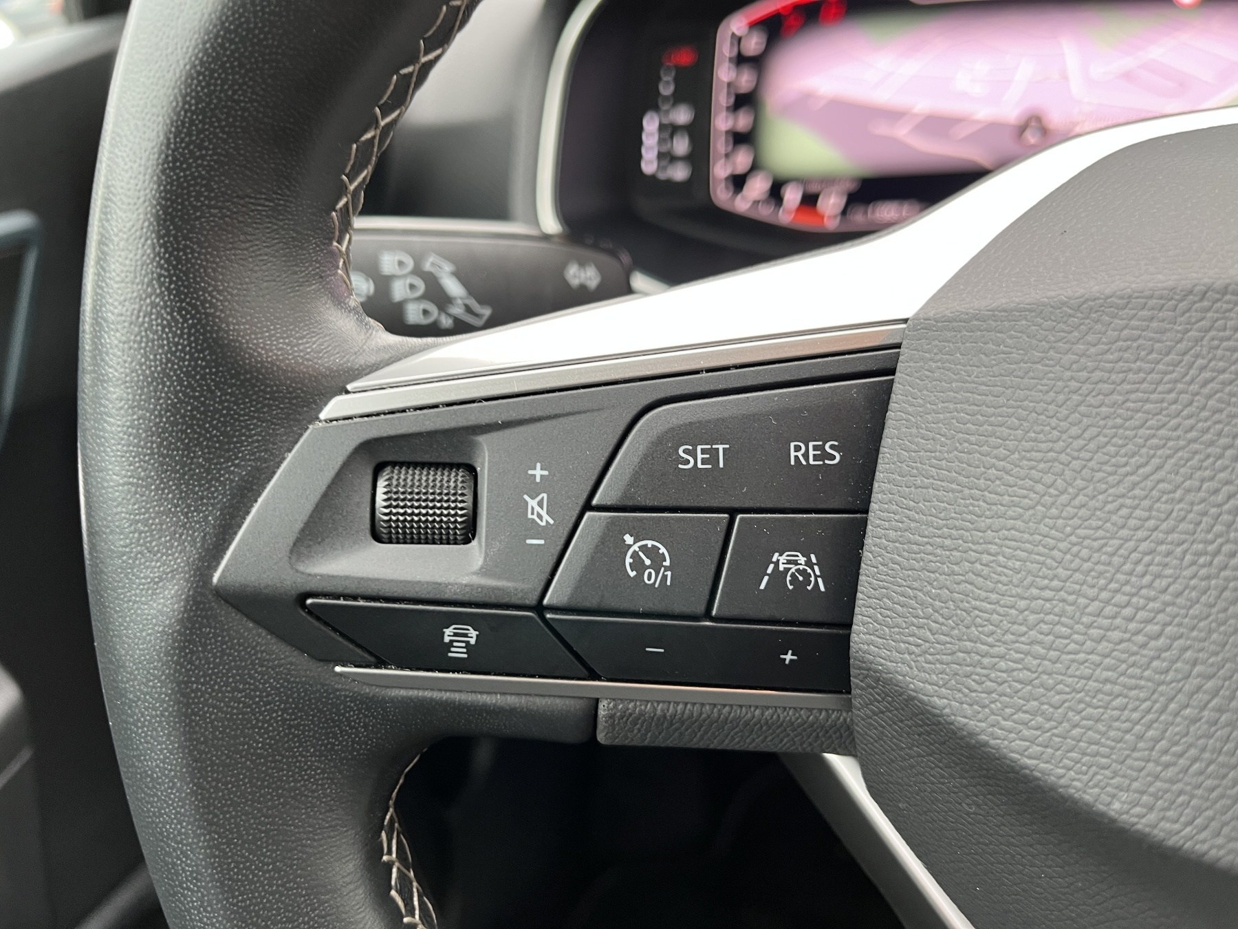 SEAT Arona Xperience 1,0 TSI Klima-Komfort-Paket SEAT Arona Xperience 1,0 TSI Klima-Komfort-Paket