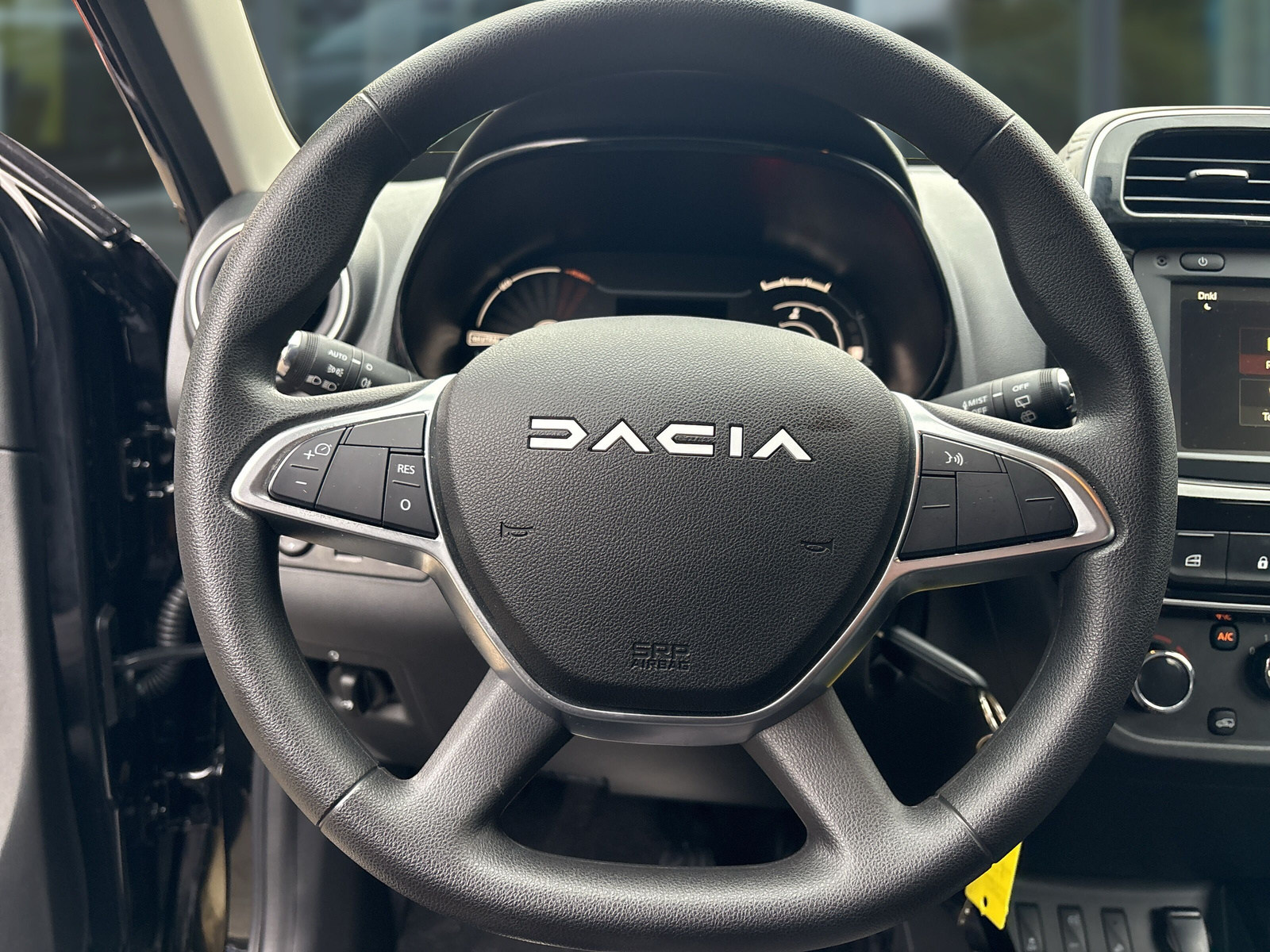 DACIA Spring Essential DACIA Spring Essential