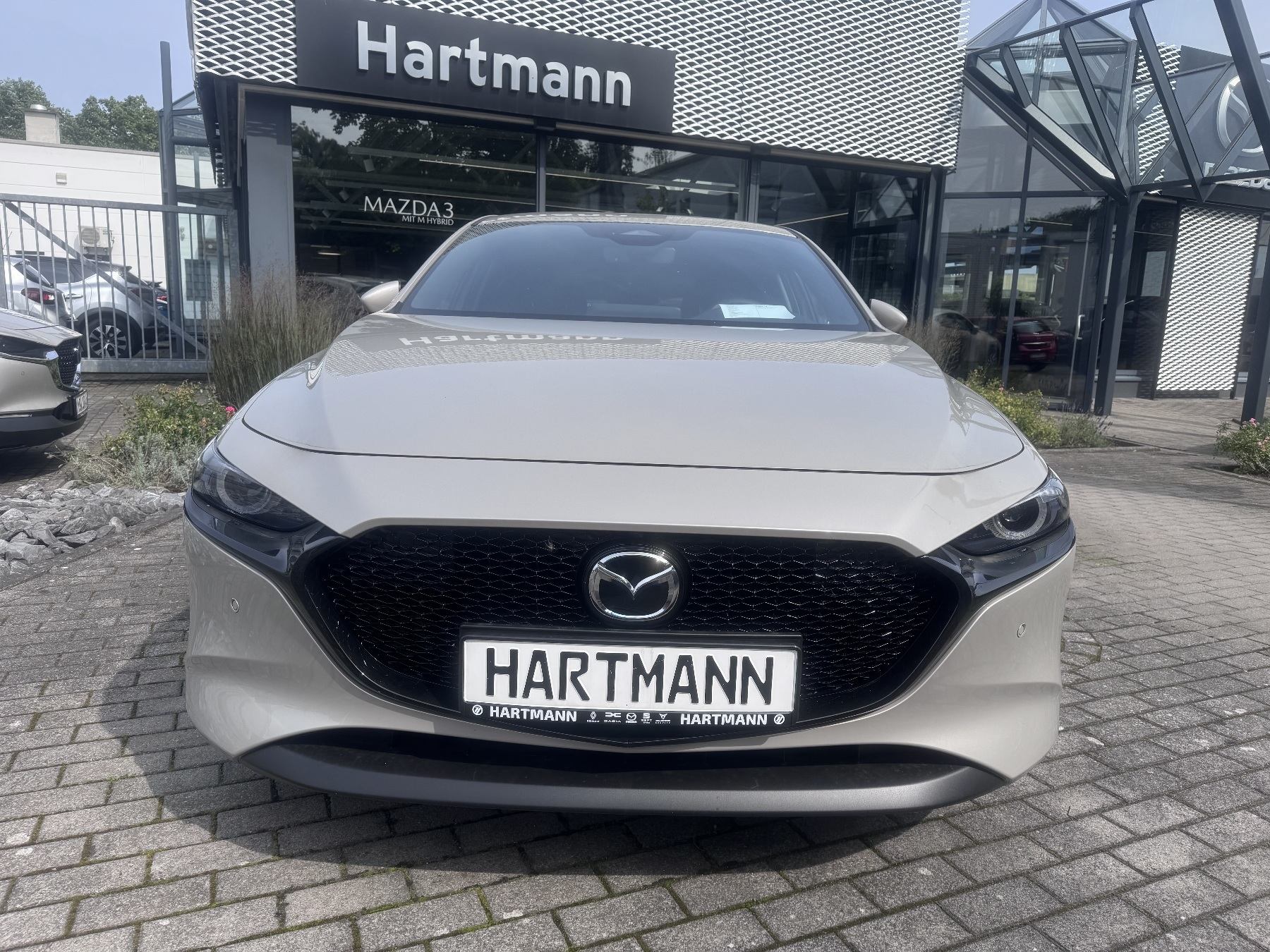 MAZDA 3 2.5L e-SKYACTIV G 140ps 6AT FWD Exclusive-line MAZDA 3 2.5L e-SKYACTIV G 140ps 6AT FWD Exclusive-line