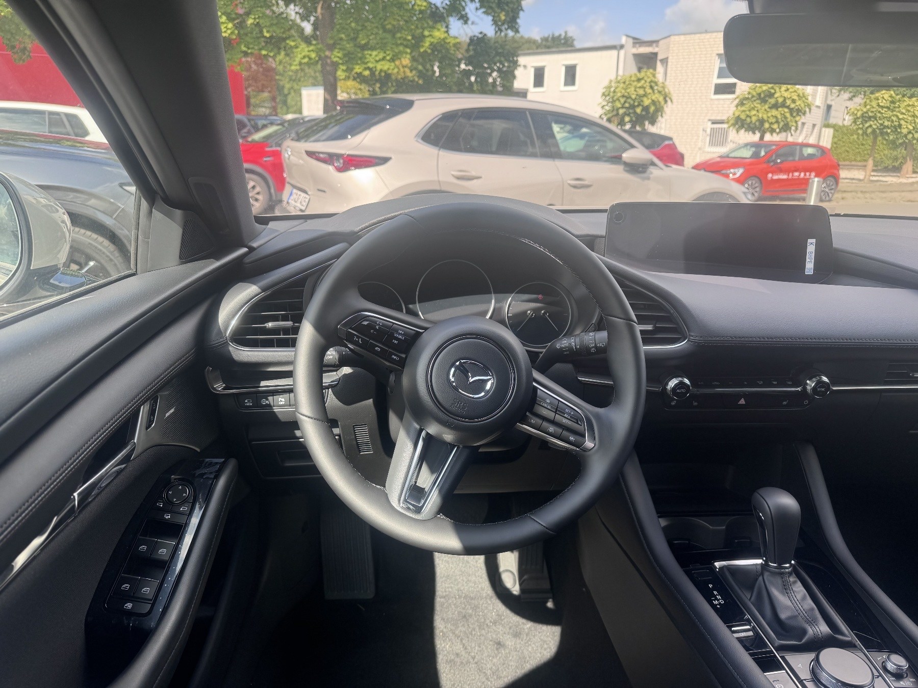 MAZDA 3 2.5L e-SKYACTIV G 140ps 6AT FWD Exclusive-line MAZDA 3 2.5L e-SKYACTIV G 140ps 6AT FWD Exclusive-line