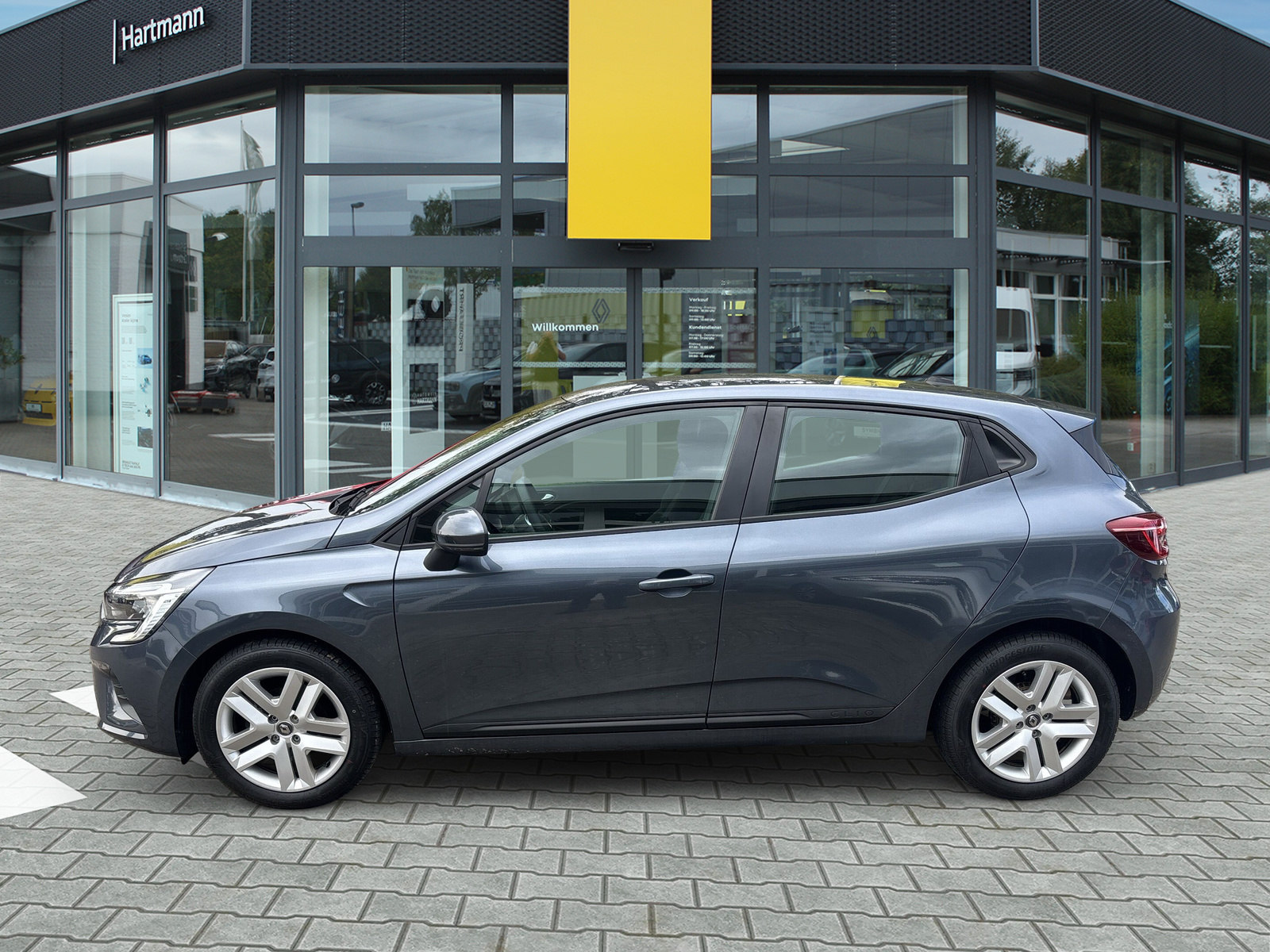 RENAULT Clio ZEN TCe 90 RENAULT Clio ZEN TCe 90