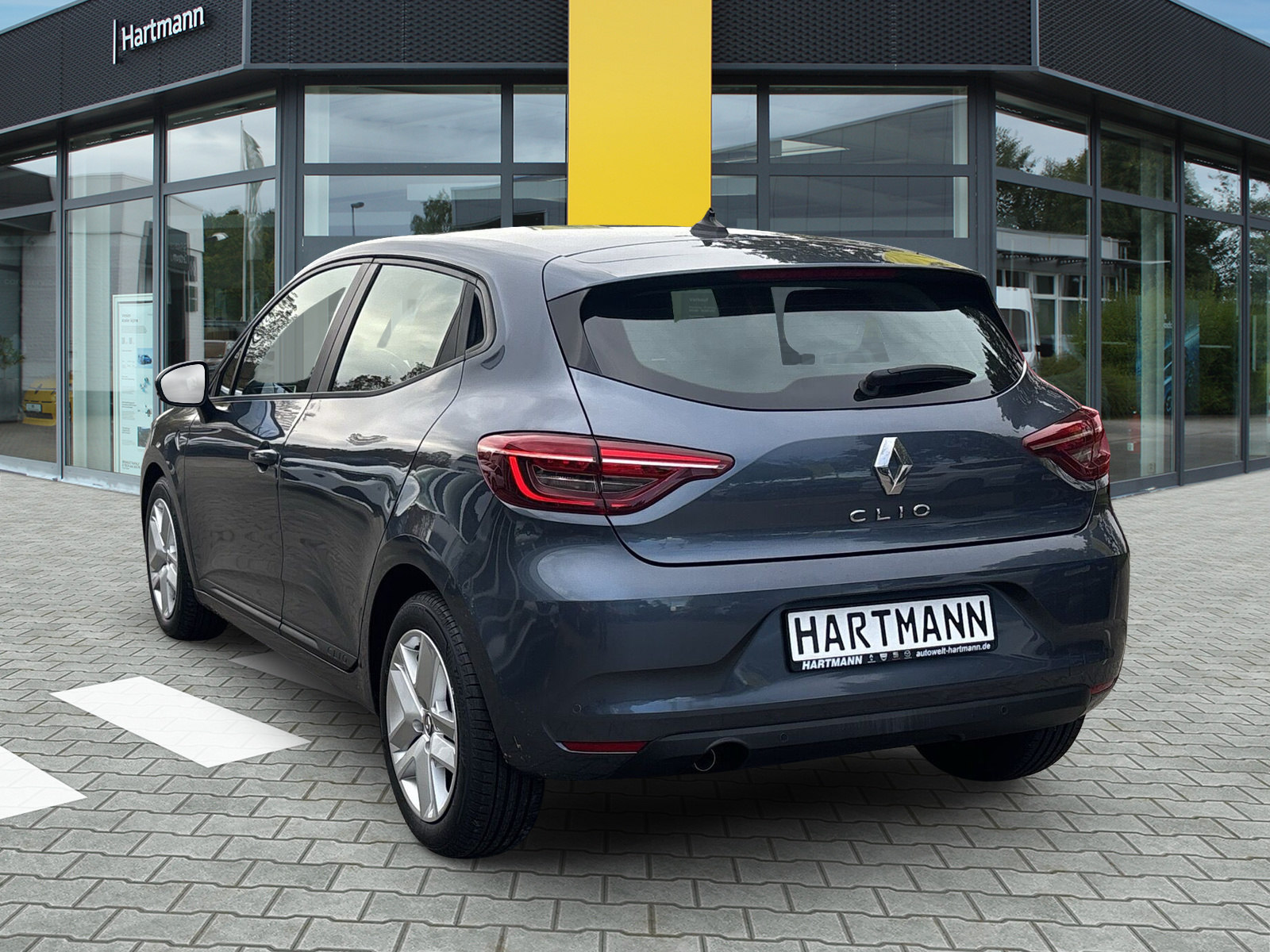 RENAULT Clio ZEN TCe 90 RENAULT Clio ZEN TCe 90