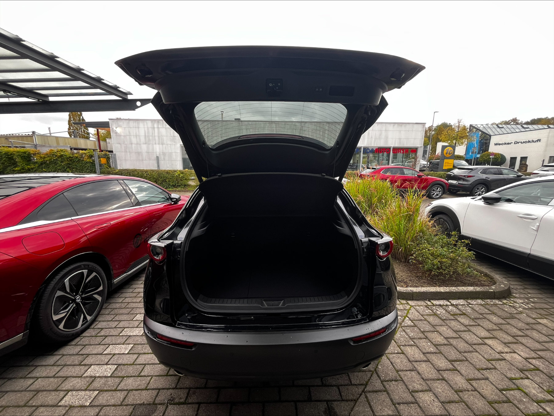 MAZDA CX-30 2.5L e-SKYACTIV G 140ps Exclusive-line AHK MAZDA CX-30 2.5L e-SKYACTIV G 140ps Exclusive-line AHK