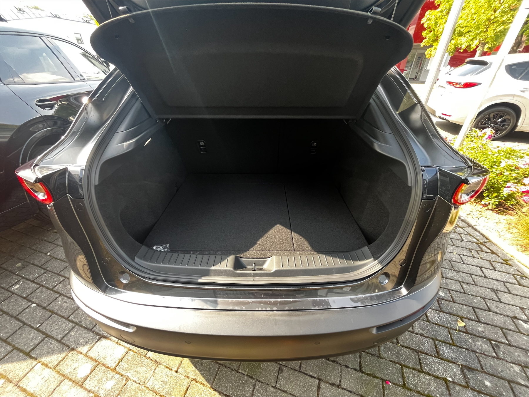 MAZDA CX-30 2.0L e-SKYACTIV X 186ps 6AT FWD Homura AHK MAZDA CX-30 2.0L e-SKYACTIV X 186ps 6AT FWD Homura AHK