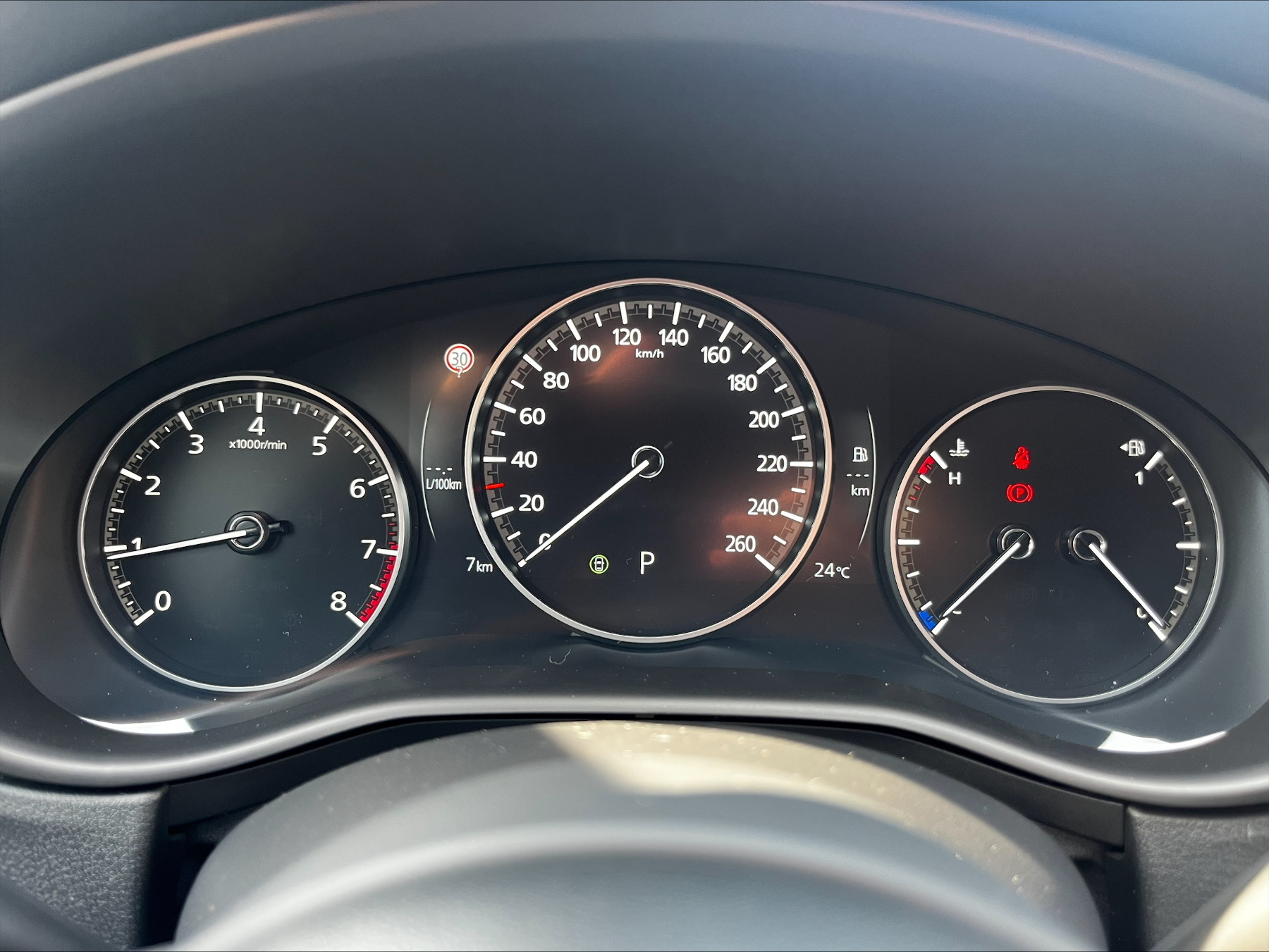 MAZDA CX-30 2.0L e-SKYACTIV X 186ps 6AT FWD Homura AHK MAZDA CX-30 2.0L e-SKYACTIV X 186ps 6AT FWD Homura AHK