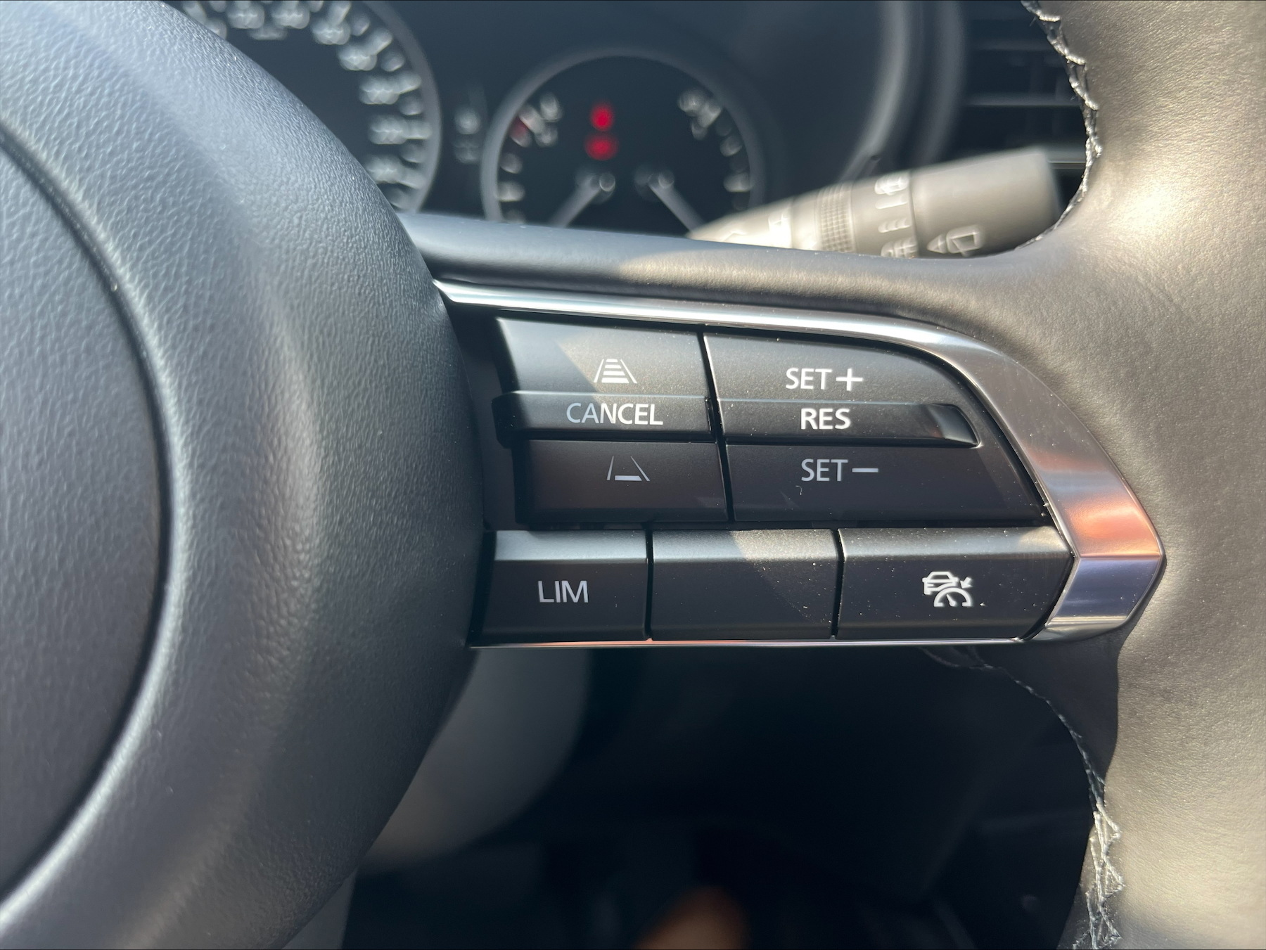 MAZDA CX-30 2.0L e-SKYACTIV X 186ps 6AT FWD Homura AHK MAZDA CX-30 2.0L e-SKYACTIV X 186ps 6AT FWD Homura AHK