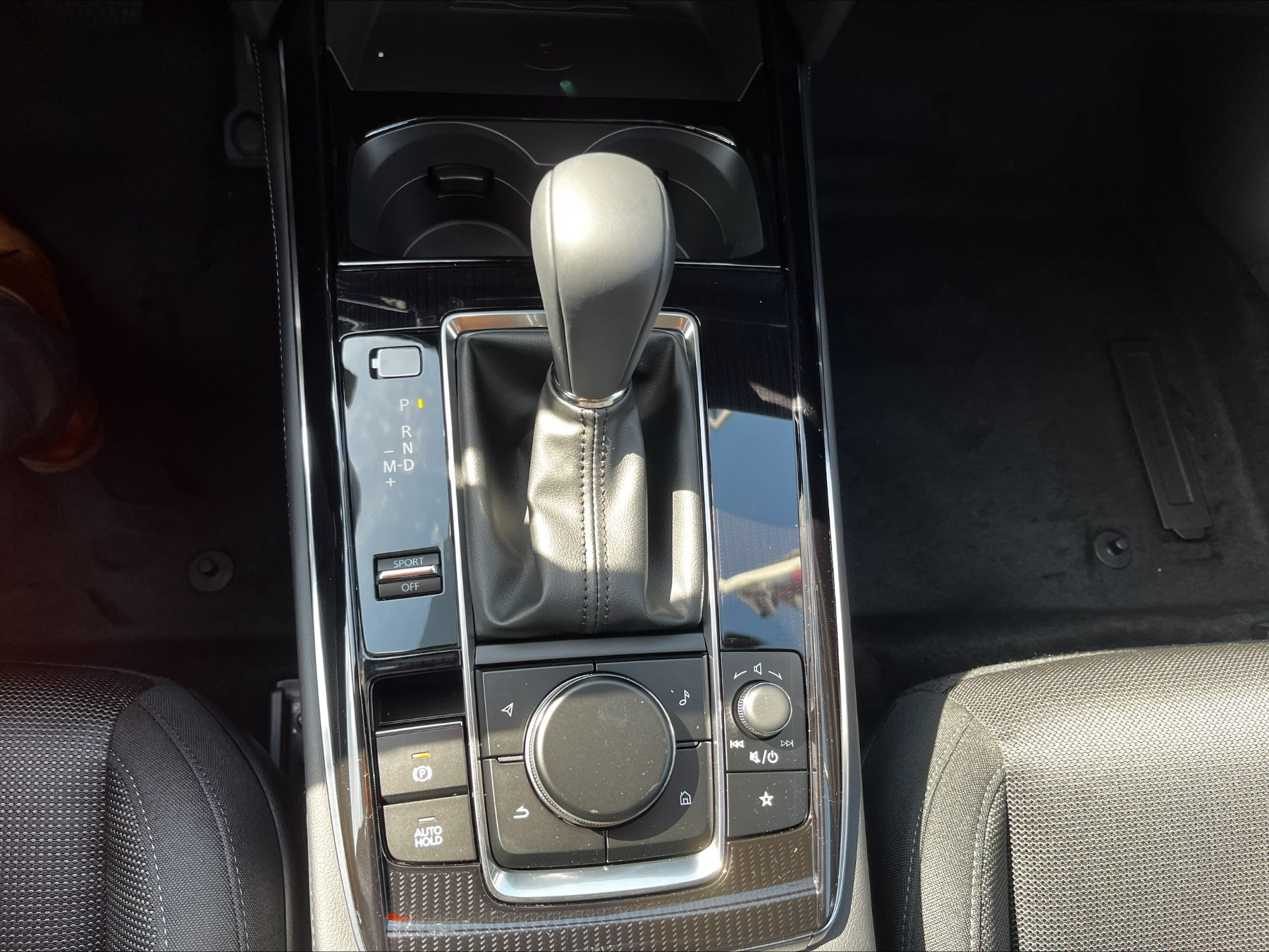 MAZDA CX-30 2.0L e-SKYACTIV X 186ps 6AT Exclusive-line MAZDA CX-30 2.0L e-SKYACTIV X 186ps 6AT Exclusive-line