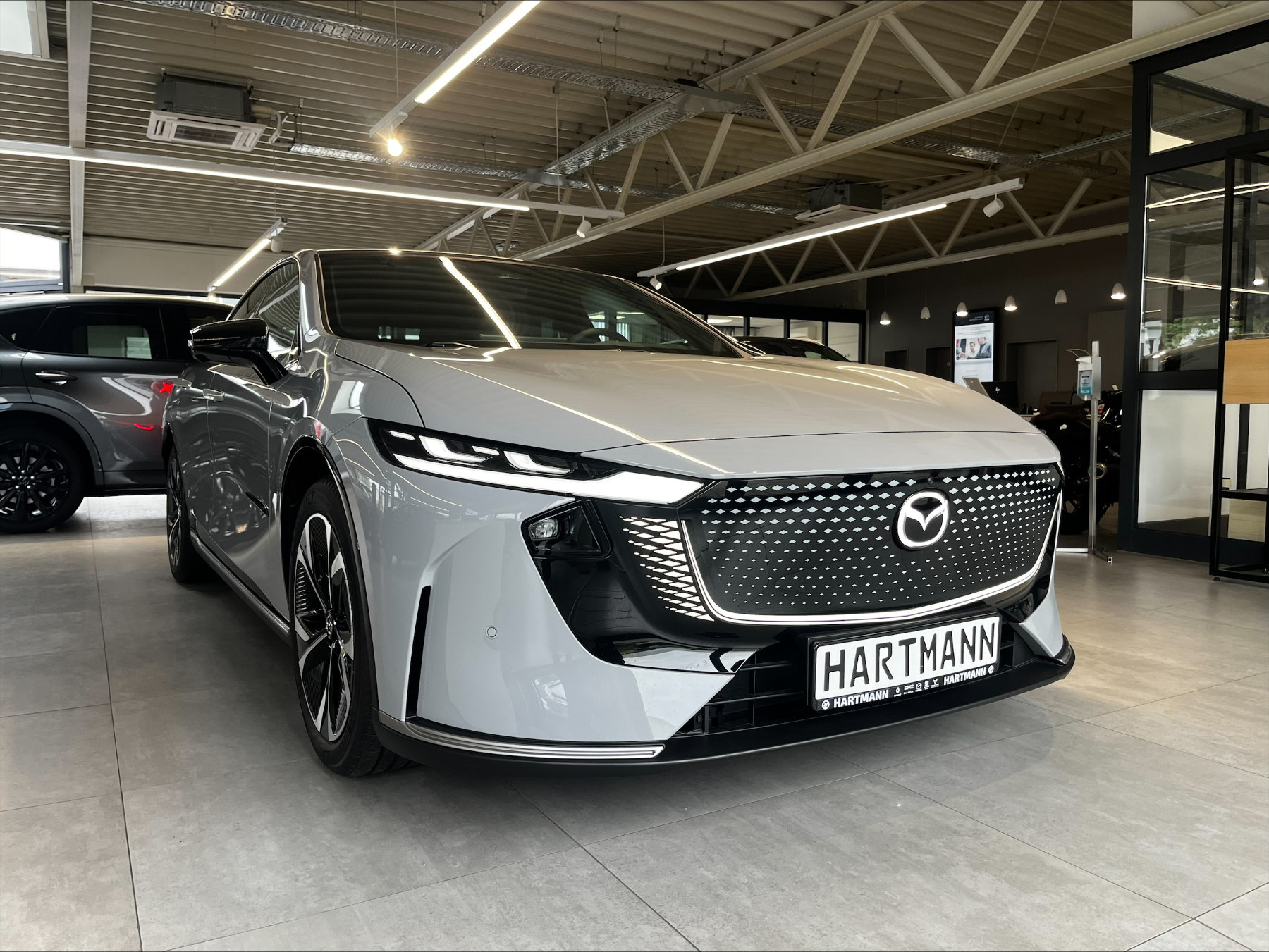 MAZDA 6e e 190kW EV Takumi