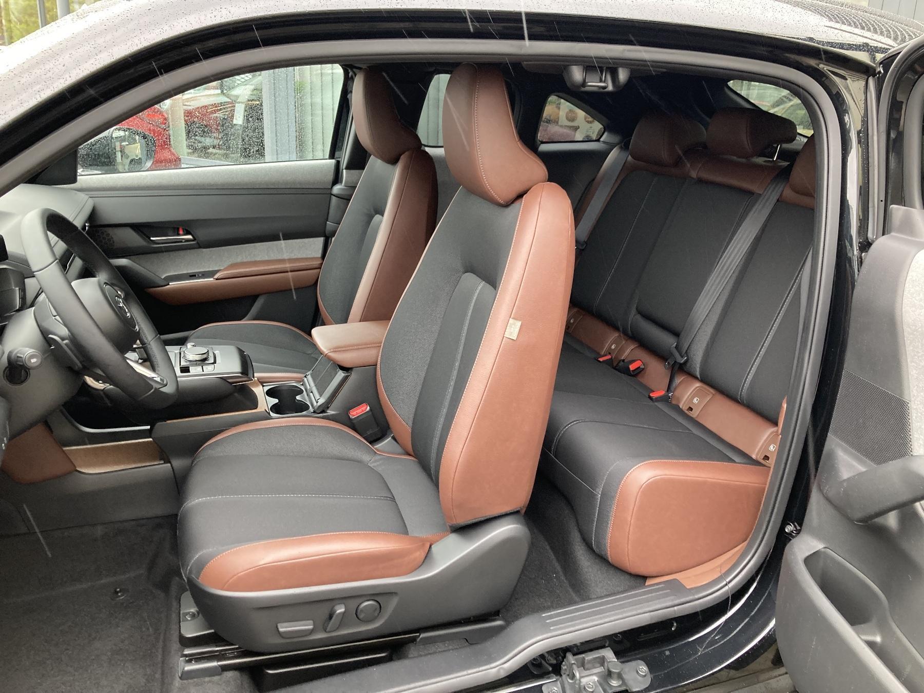 MAZDA MX-30 Ad'vantage Anhängerkupplung für Fahrräder MAZDA MX-30 Ad'vantage Anhängerkupplung für Fahrräder