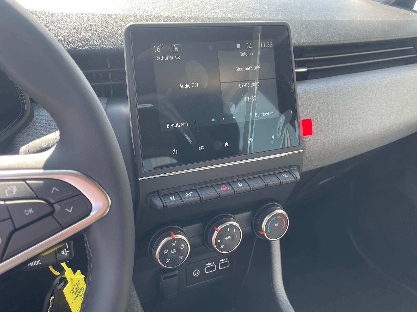 RENAULT Clio Evolution SCe 65 RENAULT Clio Evolution SCe 65