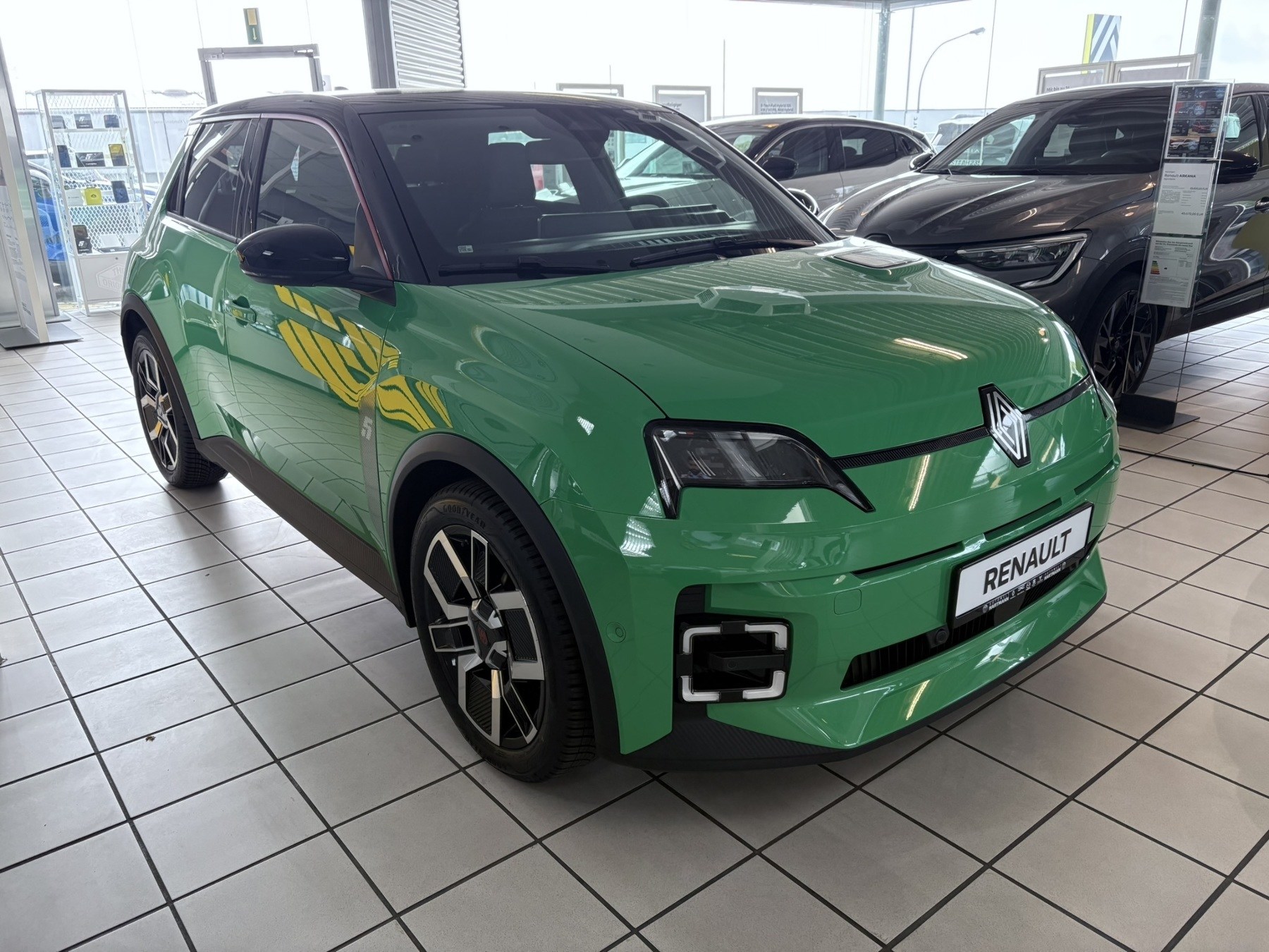 RENAULT R 5 E-Tech Techno 120 Urban Rangege RENAULT R 5 E-Tech Techno 120 Urban Rangege