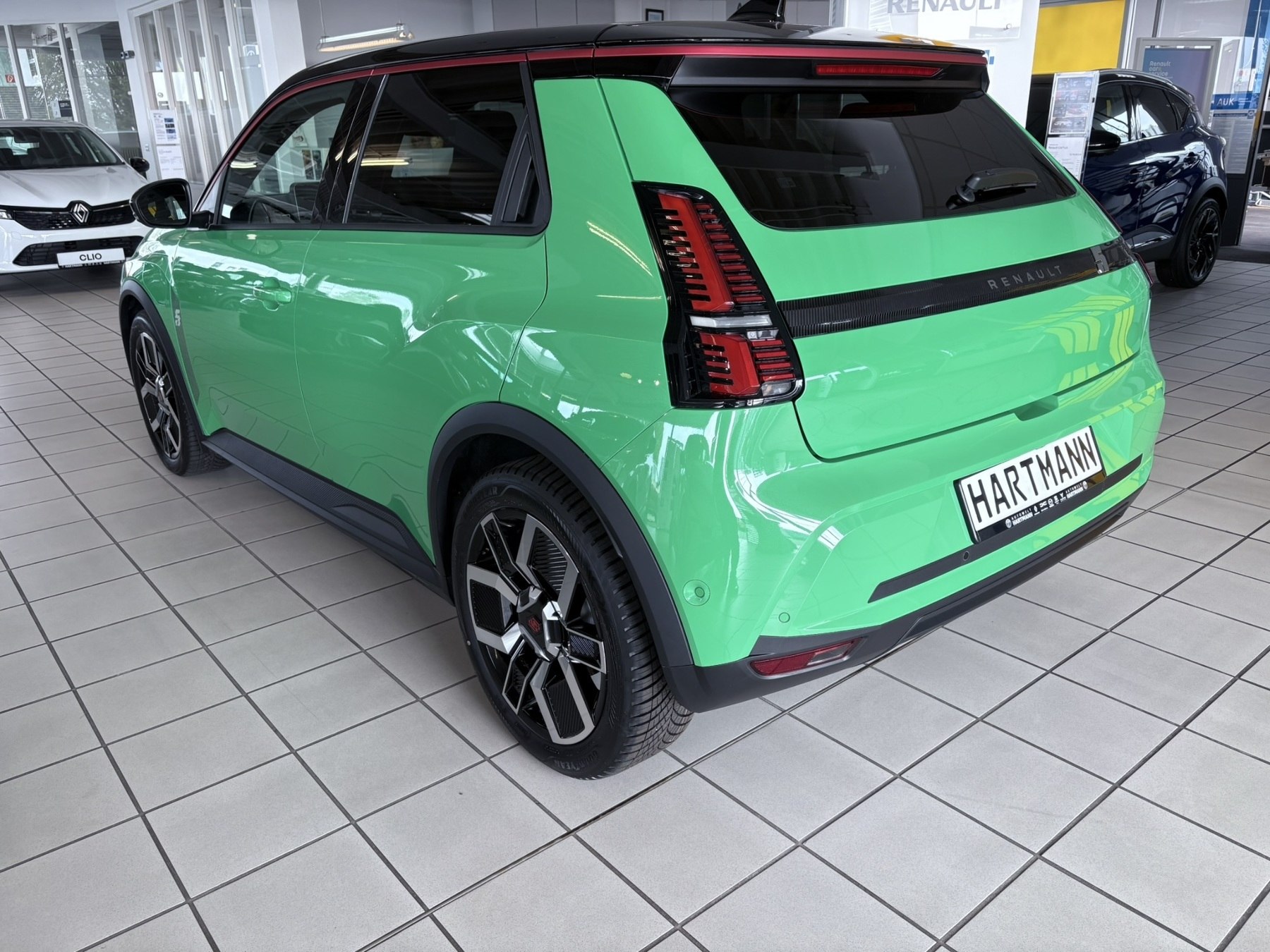 RENAULT R 5 E-Tech Techno 120 Urban Rangege RENAULT R 5 E-Tech Techno 120 Urban Rangege