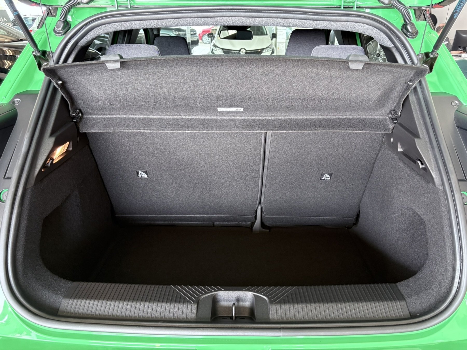 RENAULT R 5 E-Tech Techno 120 Urban Rangege RENAULT R 5 E-Tech Techno 120 Urban Rangege